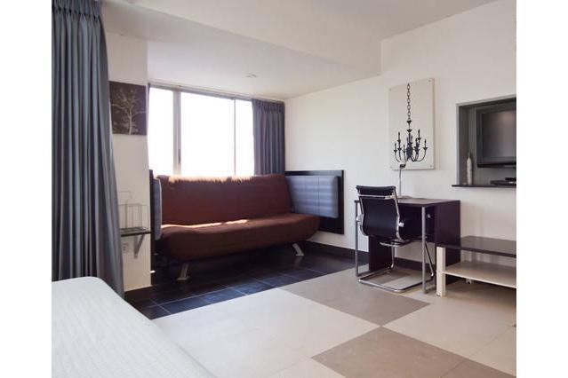 Galare Thong Tower Aparthotel Чиангмай Екстериор снимка