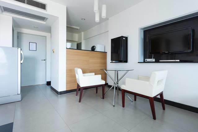 Galare Thong Tower Aparthotel Чиангмай Екстериор снимка