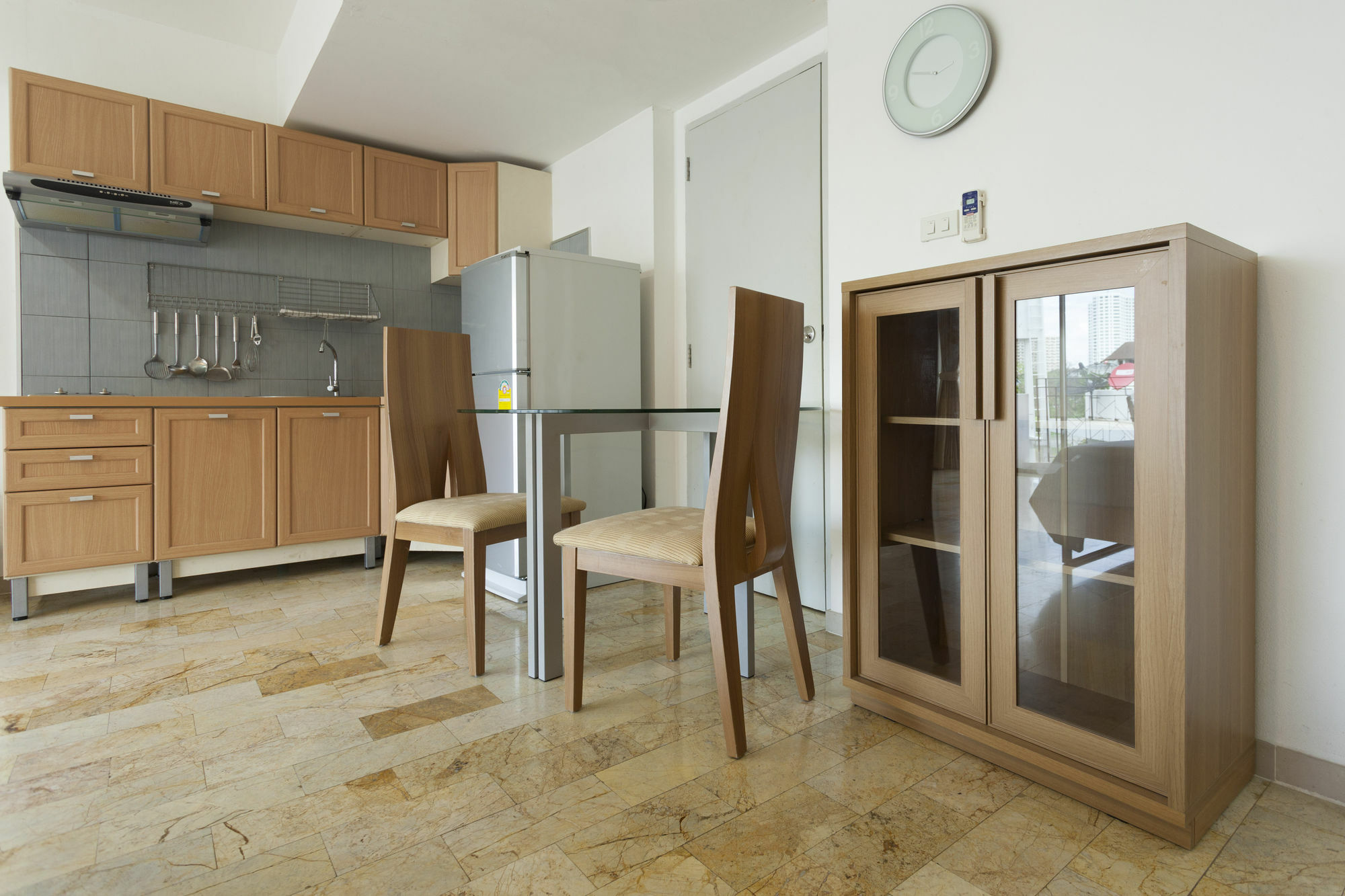 Galare Thong Tower Aparthotel Чиангмай Екстериор снимка