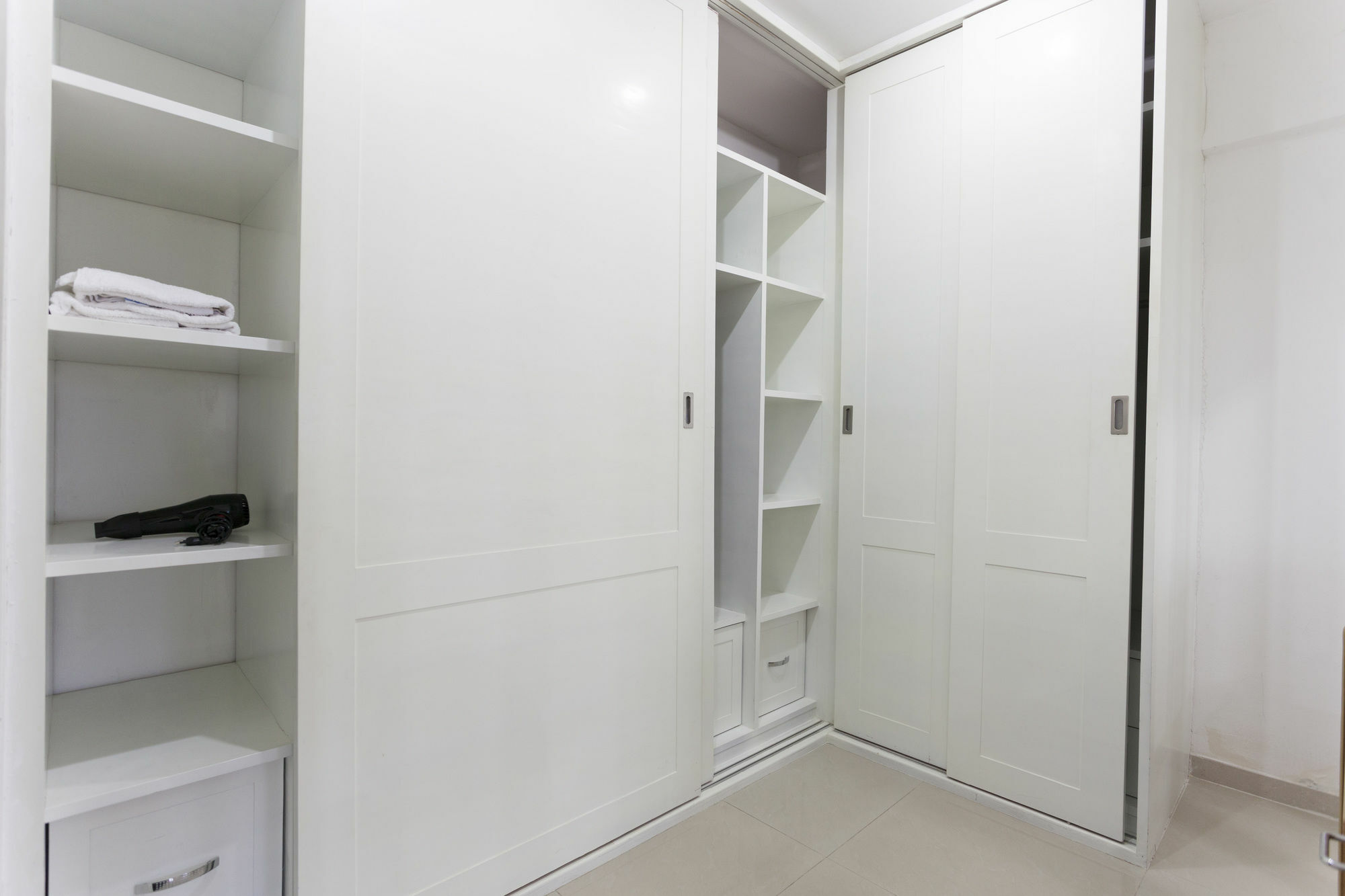 Galare Thong Tower Aparthotel Чиангмай Екстериор снимка