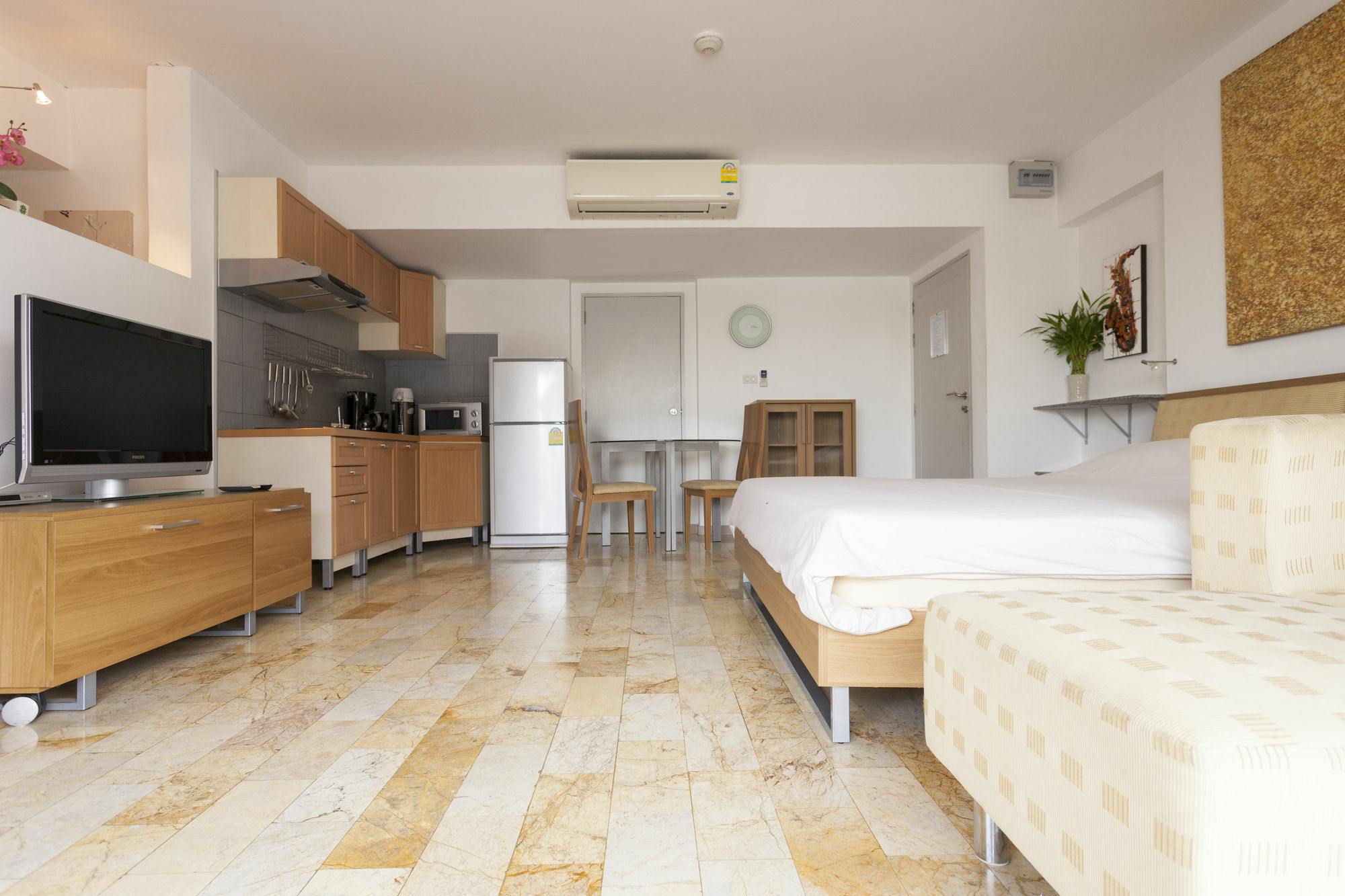 Galare Thong Tower Aparthotel Чиангмай Екстериор снимка