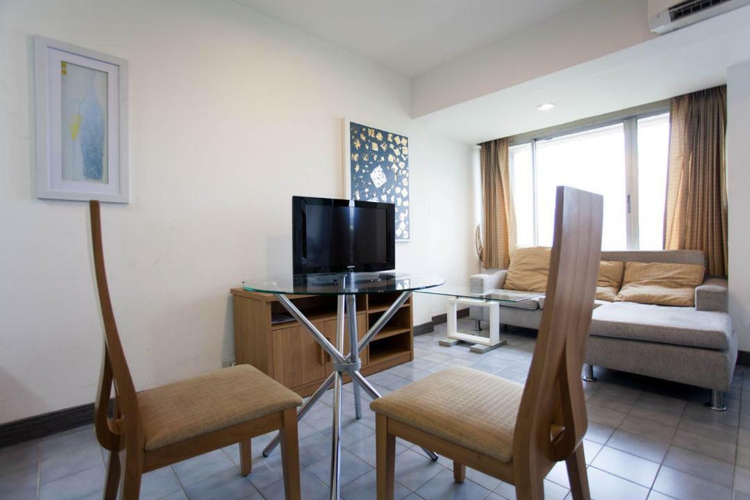 Galare Thong Tower Aparthotel Чиангмай Екстериор снимка