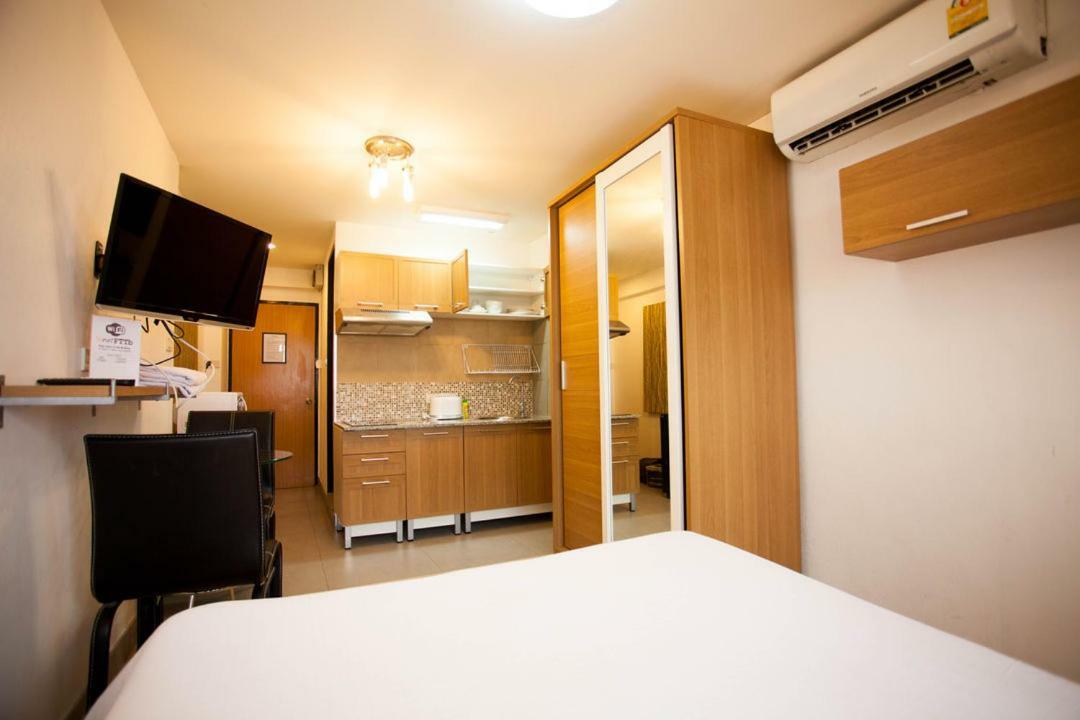Galare Thong Tower Aparthotel Чиангмай Екстериор снимка