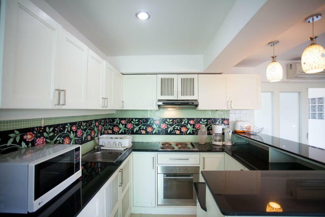 Galare Thong Tower Aparthotel Чиангмай Екстериор снимка