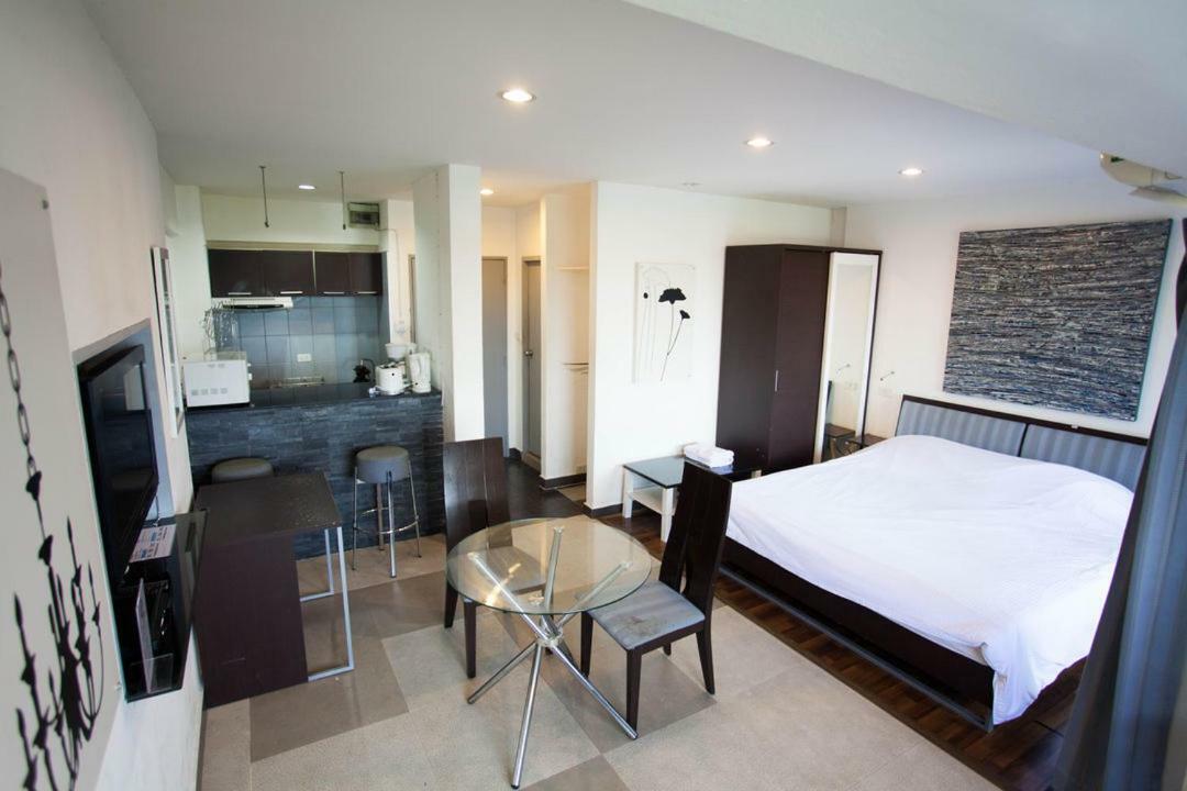Galare Thong Tower Aparthotel Чиангмай Екстериор снимка