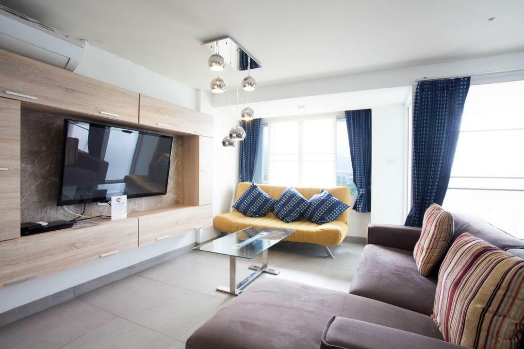 Galare Thong Tower Aparthotel Чиангмай Екстериор снимка