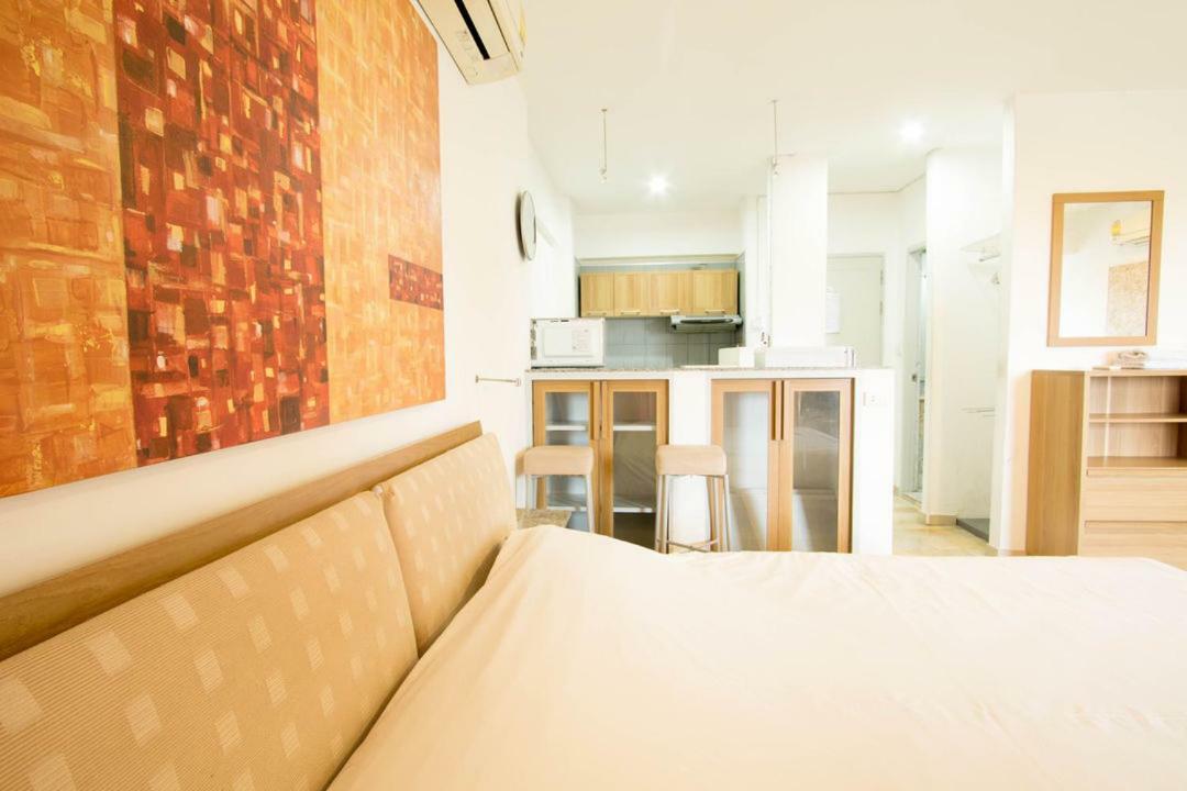Galare Thong Tower Aparthotel Чиангмай Екстериор снимка