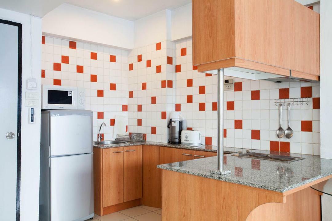 Galare Thong Tower Aparthotel Чиангмай Екстериор снимка