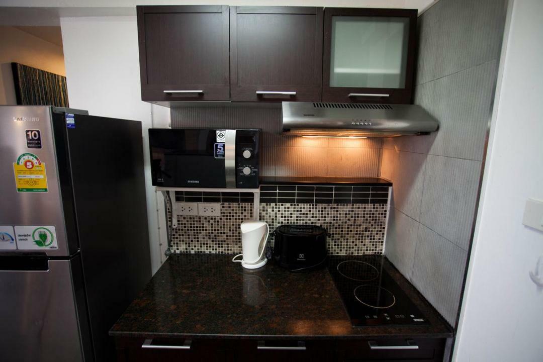Galare Thong Tower Aparthotel Чиангмай Екстериор снимка